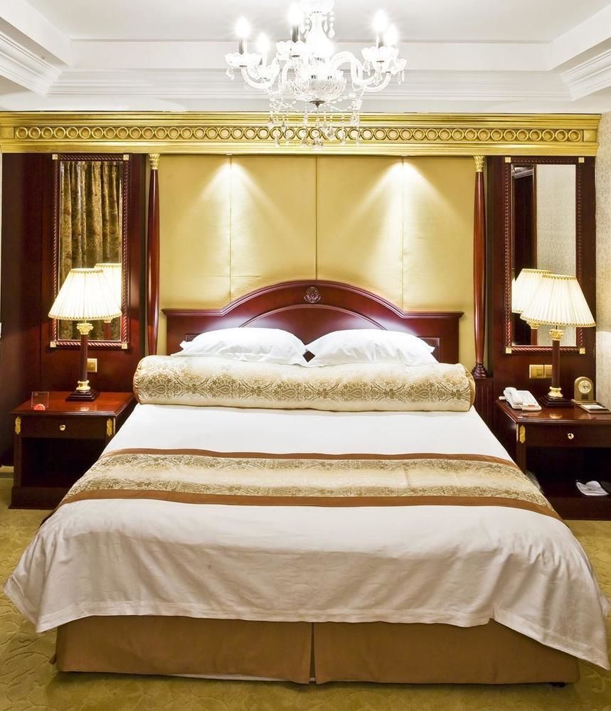 New Paris Hotel Harbin Exterior photo