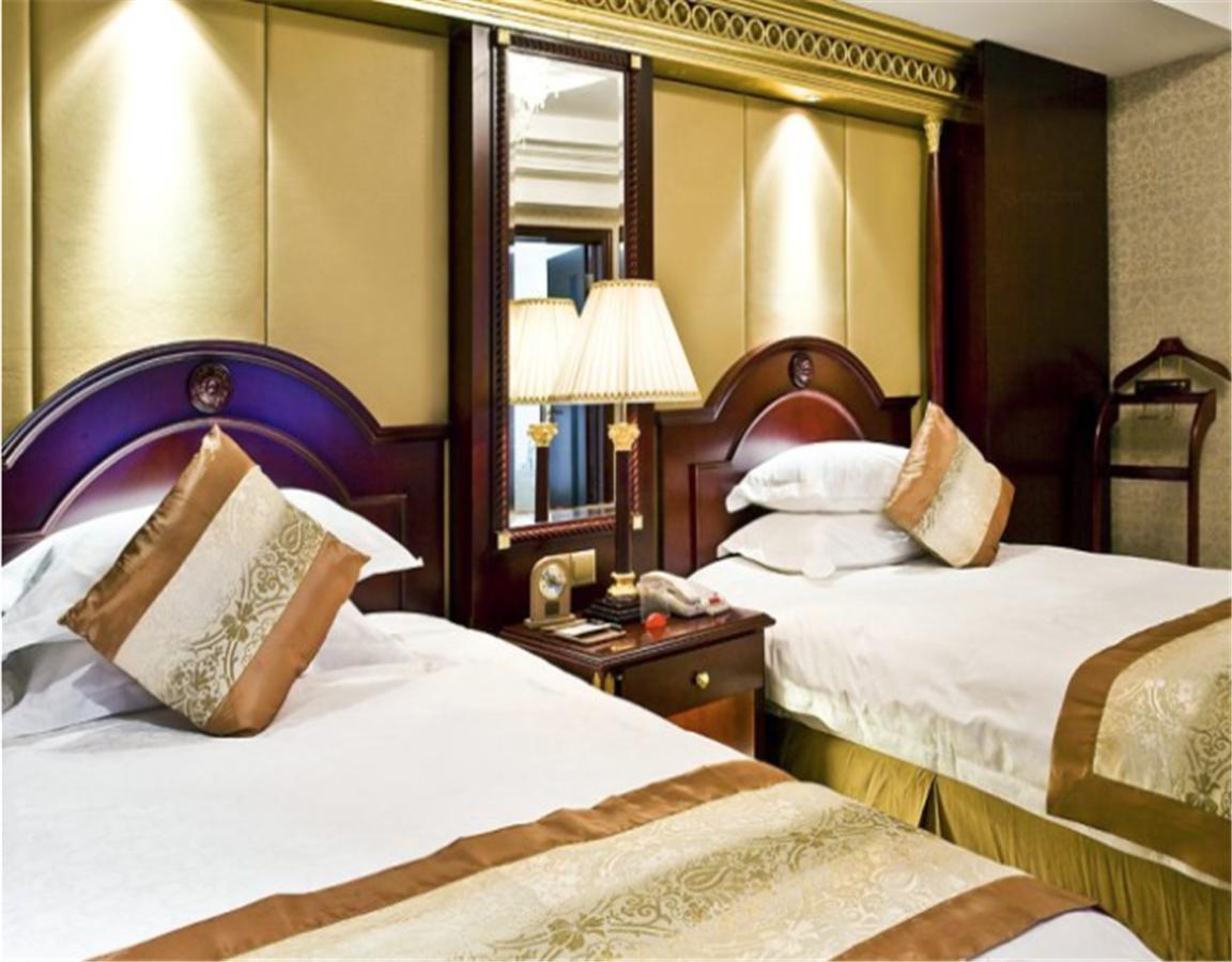 New Paris Hotel Harbin Exterior photo