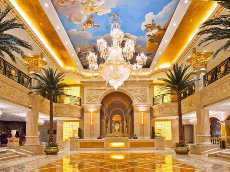 New Paris Hotel Harbin Exterior photo