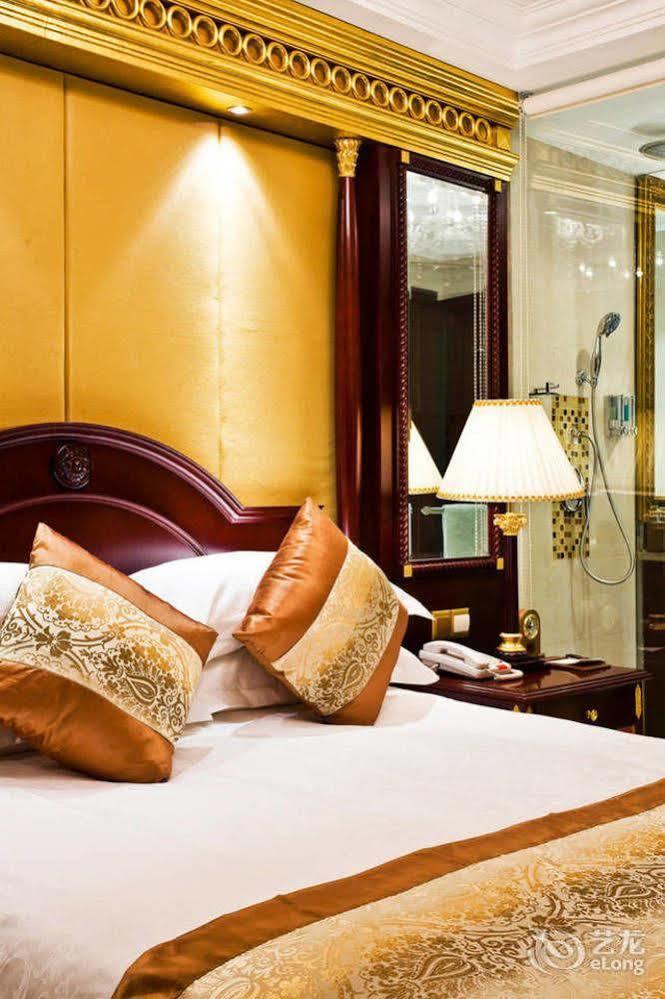 New Paris Hotel Harbin Exterior photo